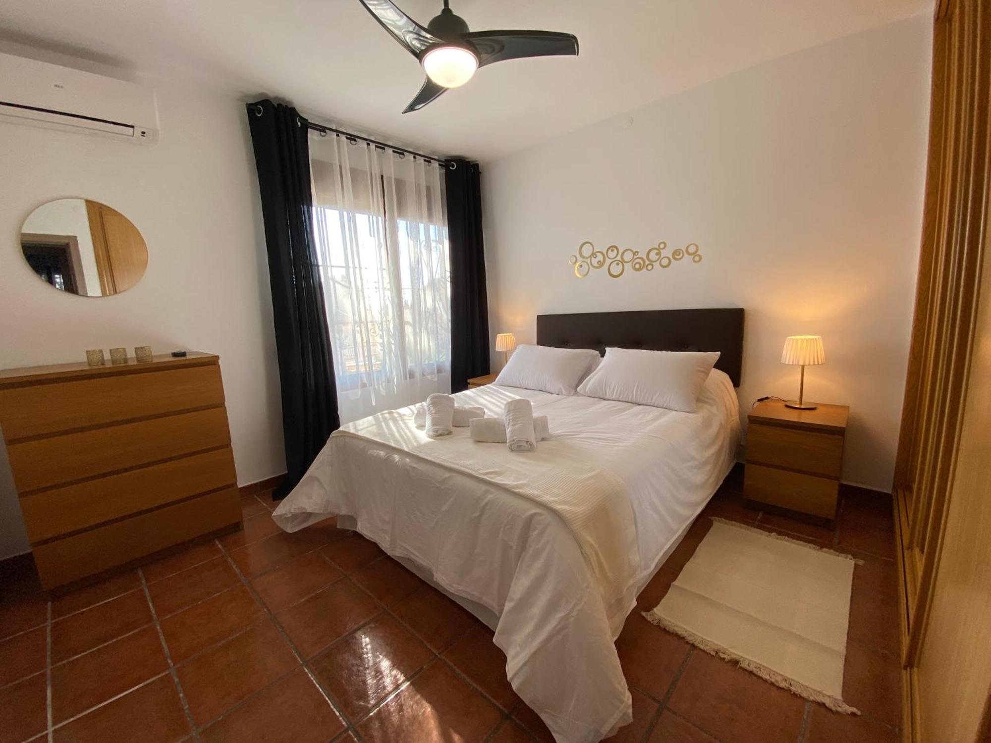 M&H Torremolinos Apartment Exterior photo