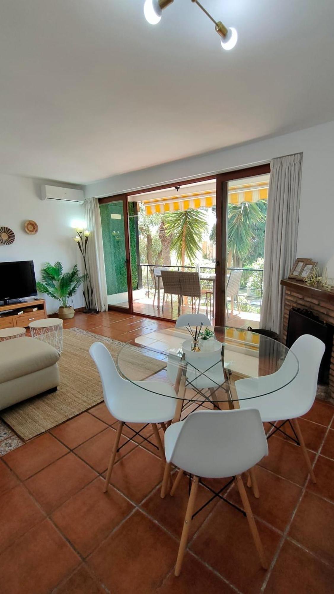 M&H Torremolinos Apartment Room photo