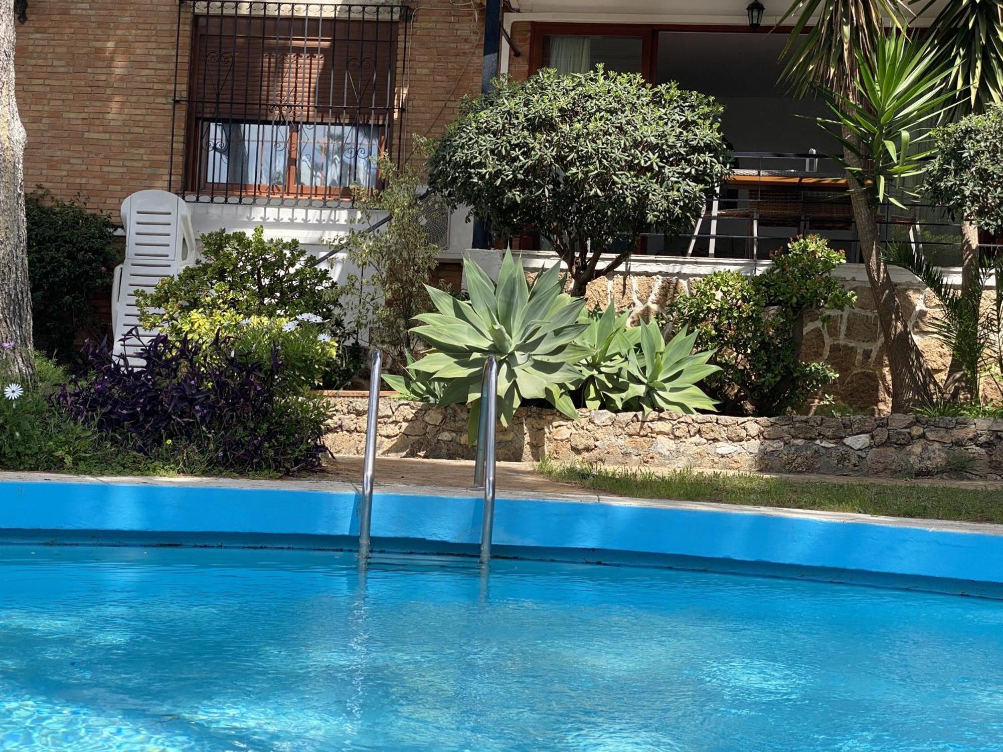 M&H Torremolinos Apartment Exterior photo